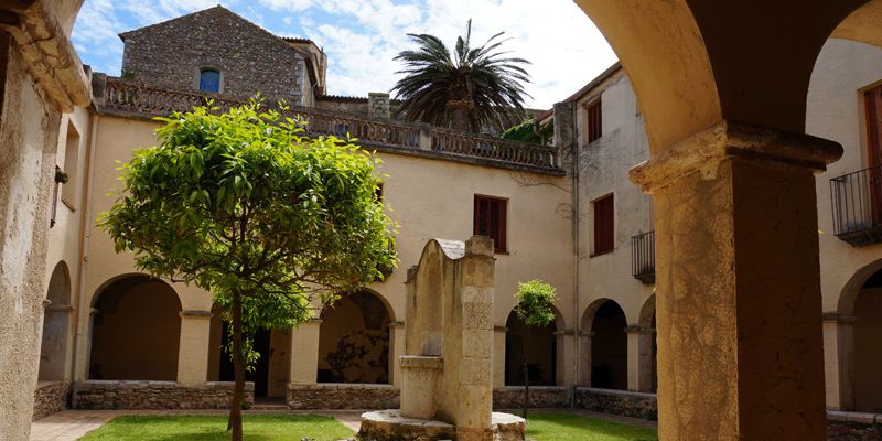 pati del convent